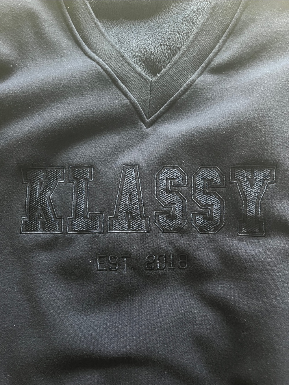 Klassy Network Navy V‑Neck Sweatshirt with Embroidered Logo - Picture 2 of 3